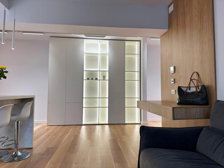 Apartament cu 2 camere decomandat în Băneasa