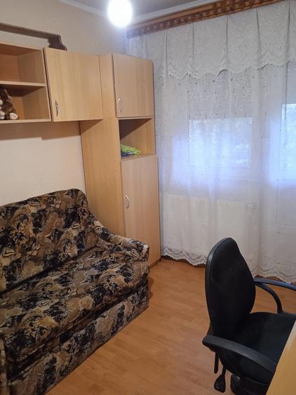 Apartament cu 2 camere semidecomandat în Rogerius