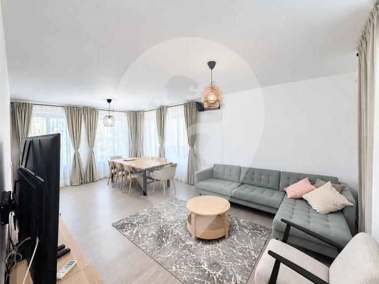 Duplex cu 4 camere cu Canalizare în Stupini