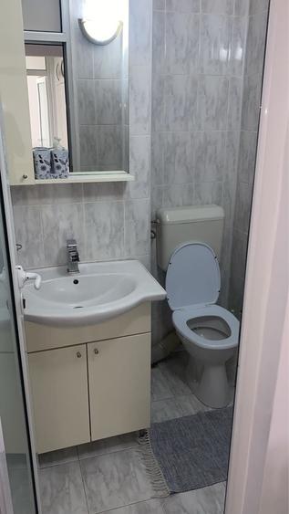 Apartament cu 3 camere decomandat în Exterior Vest