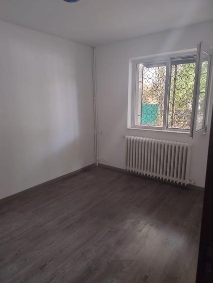 Apartament cu 2 camere semidecomandat în Rahova