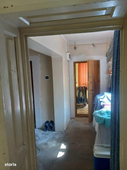 Casă cu 3 camere în Băceni