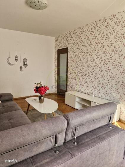 Apartament cu 3 camere în Vasile Aaron