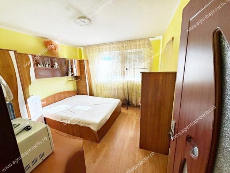 Apartament cu 2 camere decomandat în Micro 19