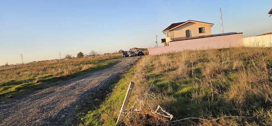 Teren Construcții intravilan de 1000 mp, în Viile Noi