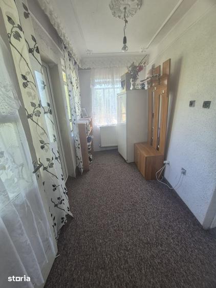 Casă cu 3 camere cu Teren 1132 Mp în Tomești