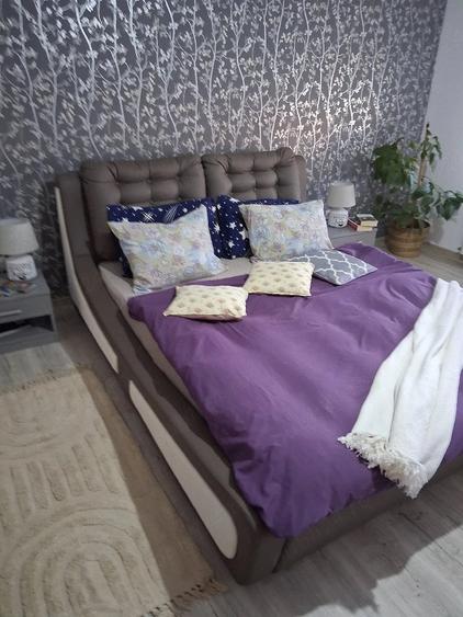 Casă cu 4 camere cu Teren 700 Mp în Peciu Nou