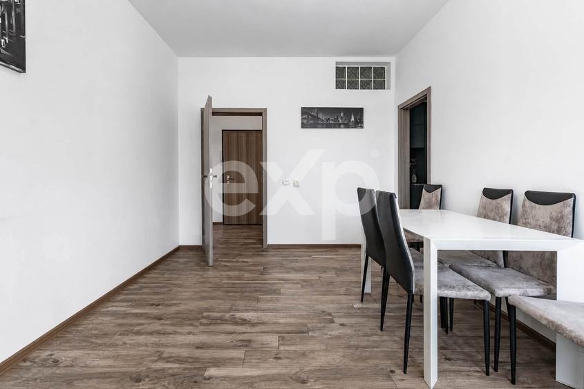 Apartament cu 3 camere decomandat în Central