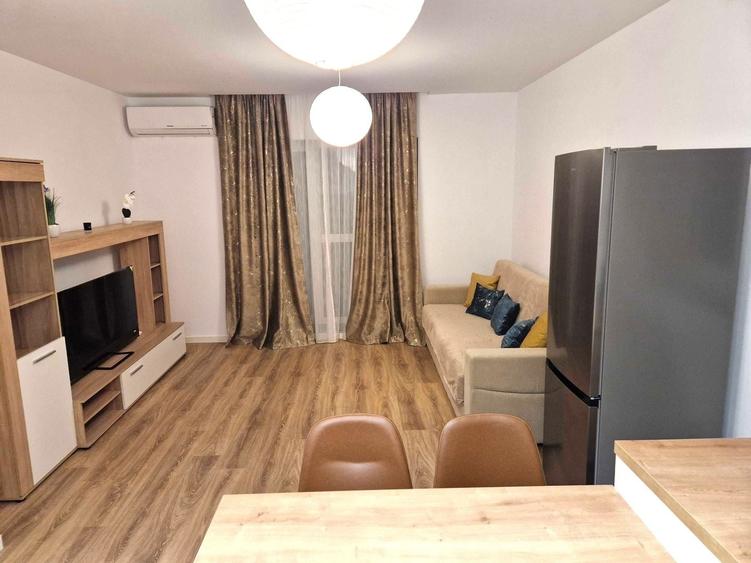 Apartament cu 2 camere decomandat, mobilat în Costin Georgian