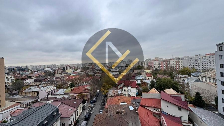 Apartament cu 3 camere decomandat în Dacia