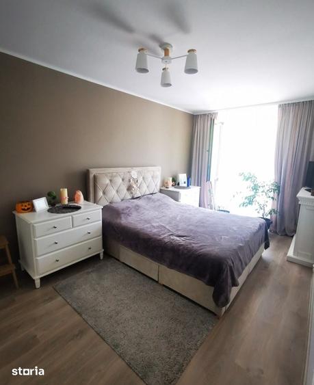 Casă cu 4 camere cu Teren 50 Mp în Central
