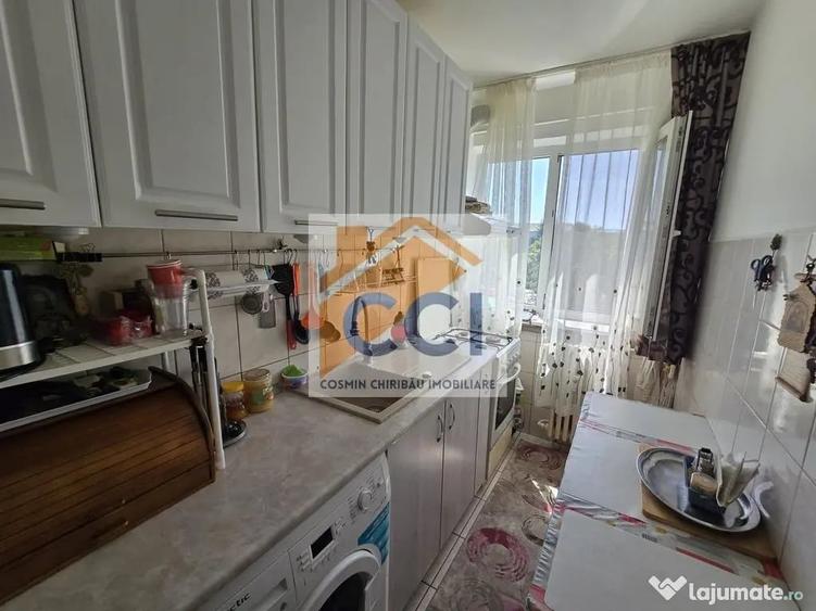 Apartament cu 2 camere nedecomandat în Aviatori