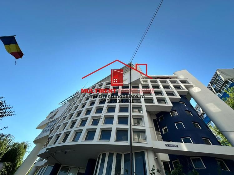 Spațiu comercial, de 710 mp, în Faleză
