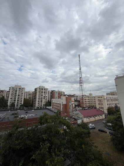 Garsonieră decomandată, mobilată în Dorobanți