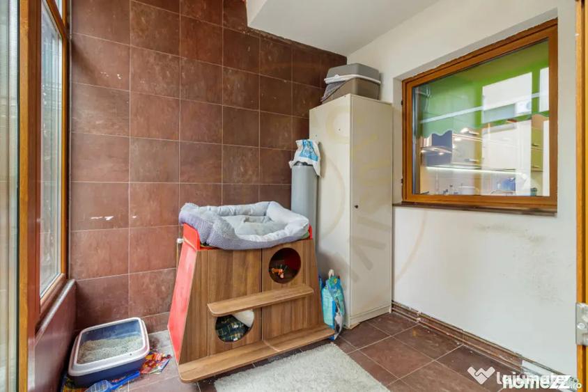 Apartament cu 3 camere decomandat, mobilat în Nord