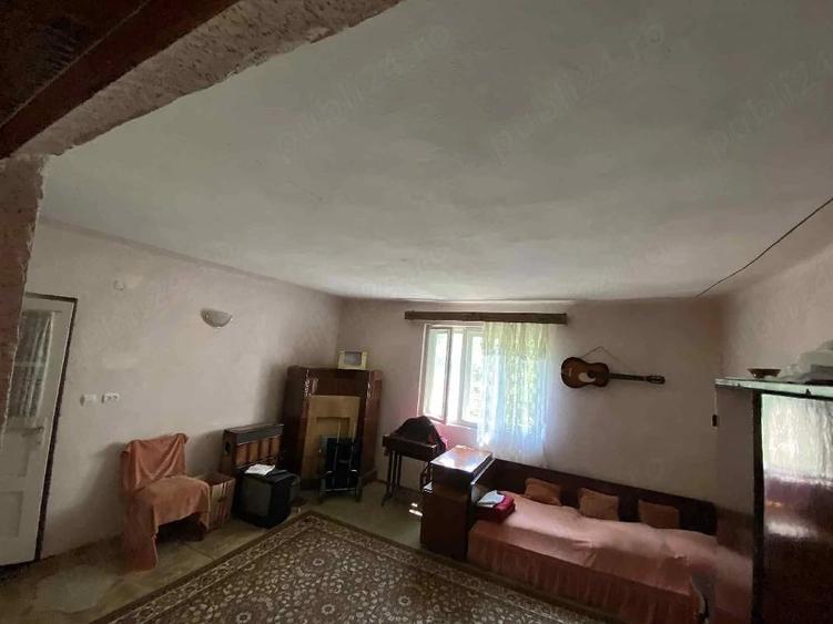 Casă cu 3 camere cu Teren 210 Mp în Făgăraș