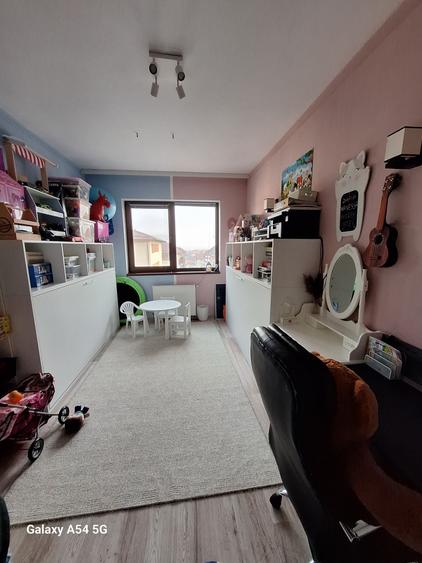 Apartament cu 2 camere decomandat în Florești