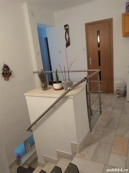 Casă cu 3 camere în Central