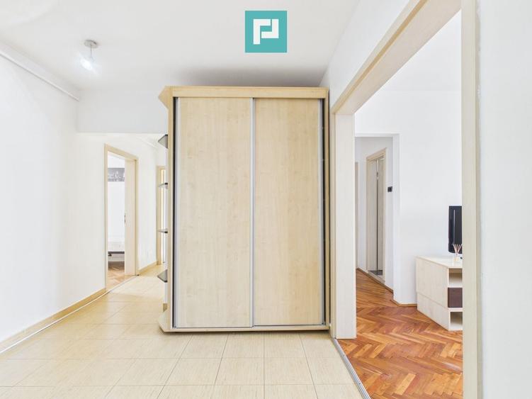 Apartament cu 3 camere decomandat în Aurel Vlaicu