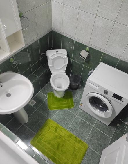 Apartament cu 2 camere decomandat, mobilat în Gorjului