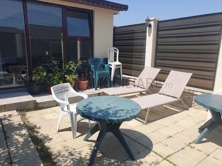 Mamaia Sat , pensiune 10 camere, 10 bai, posibilitate rate - 19
