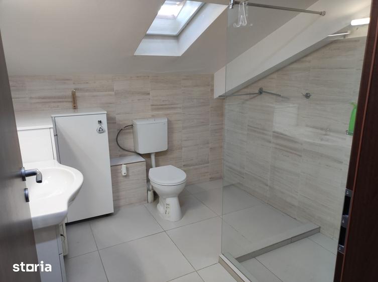 Casă cu 4 camere cu Teren 60 Mp în Ghencea