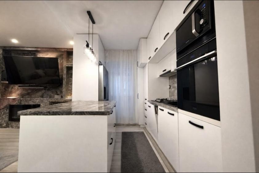 Apartament 3 CAM, SU 70MP, TERASA 15 MP, zona CETATII - 1