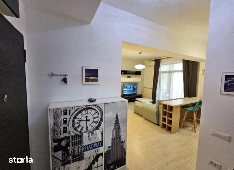 Apartament cu 3 camere semidecomandat în Iancului