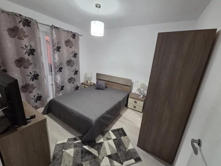 Apartament cu 2 camere decomandat, mobilat în Apărătorii Patriei