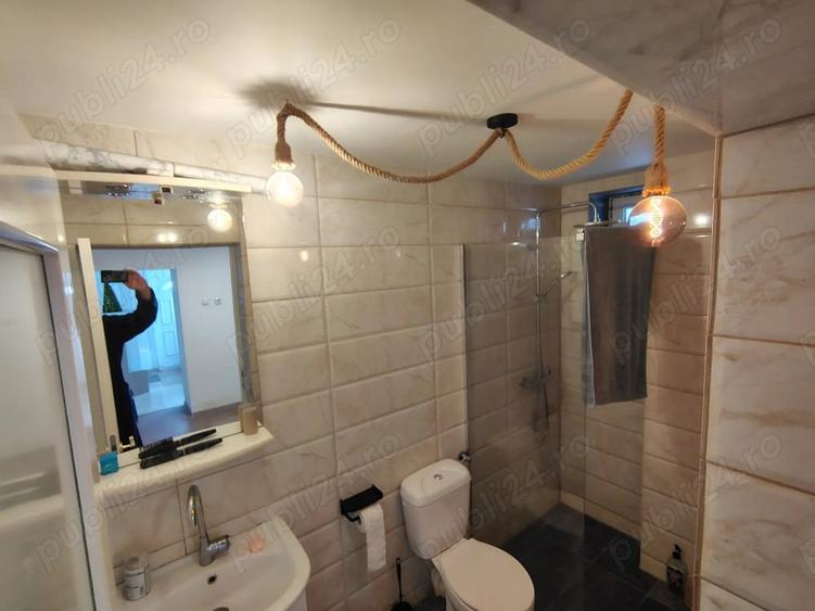 Casă cu 4 camere cu Teren 215 Mp în Haltă