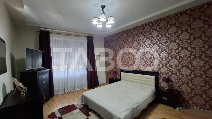 Casă individuală cu 4 camere cu Canalizare în Apoldu de Jos