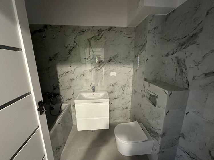 Apartament cu 3 camere decomandat în Popas Păcurari