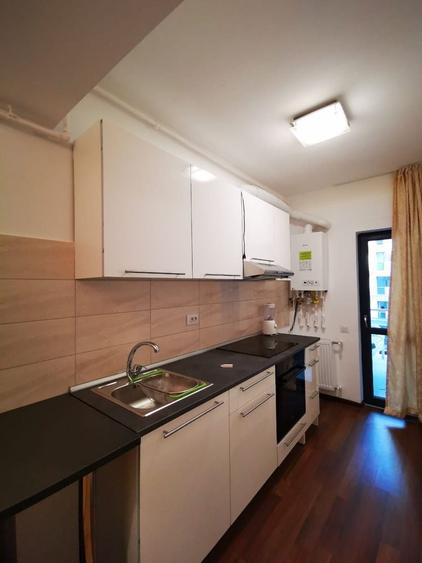 Apartament cu 2 camere decomandat în Apărătorii Patriei