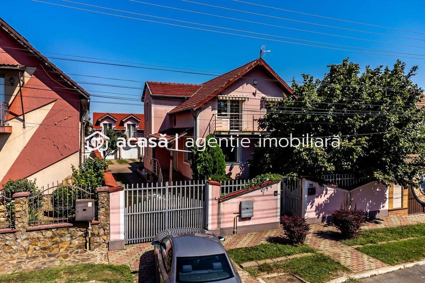 Casă individuală cu 6 camere cu Canalizare în Gai