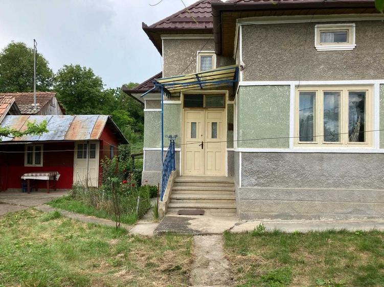 Casă cu 2 camere în Mociu