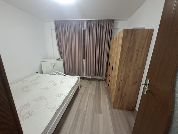 Apartament cu 2 camere decomandat în Colentina