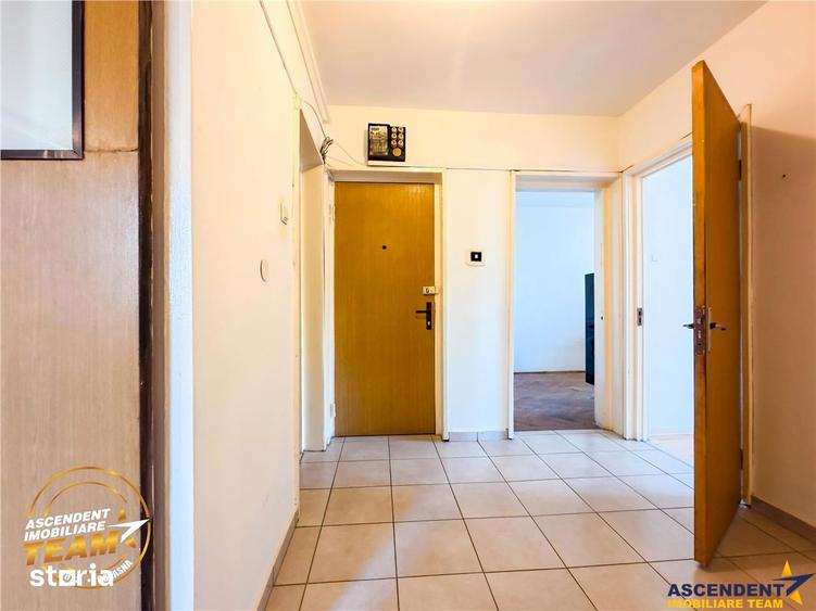 Decomandat pe 3 camere, locatie favorabila, Simeria, Sfantu Gheorghe - 16