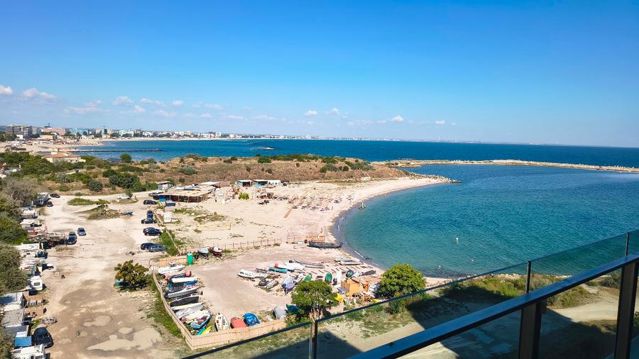 Apartament cu 2 camere decomandat în Faleza Nord