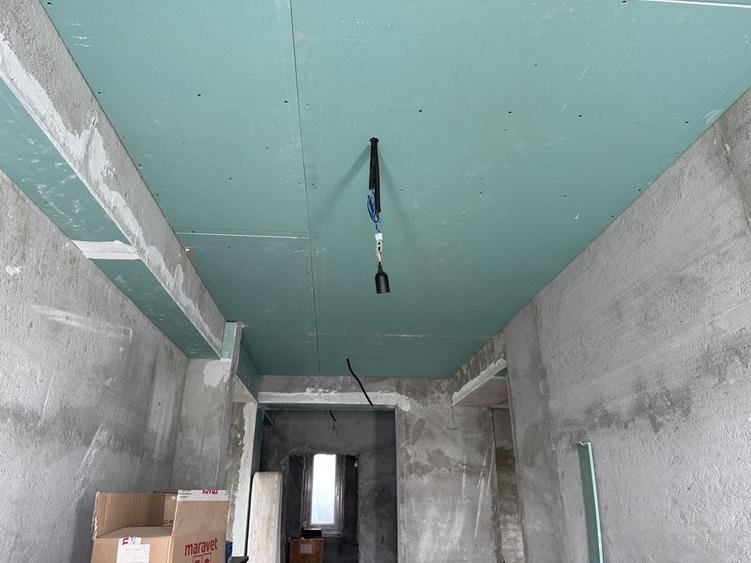 Casă cu 4 camere în Găneasa