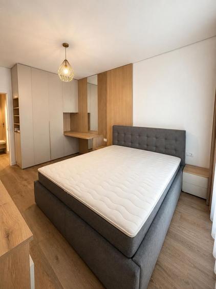 Apartament cu 3 camere, mobilat în Politehnica