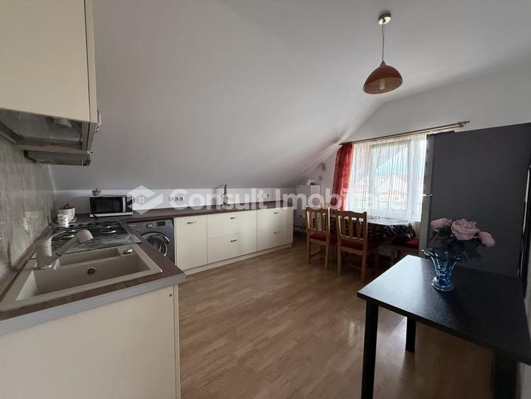 Apartament cu 4 camere semidecomandat, mobilat în Someșeni