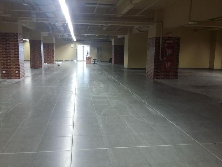 Spațiu comercial, de 100 mp, în P-ța Unirii