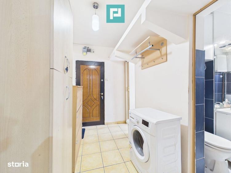 Apartament cu 3 camere semidecomandat în Spitalul Județean