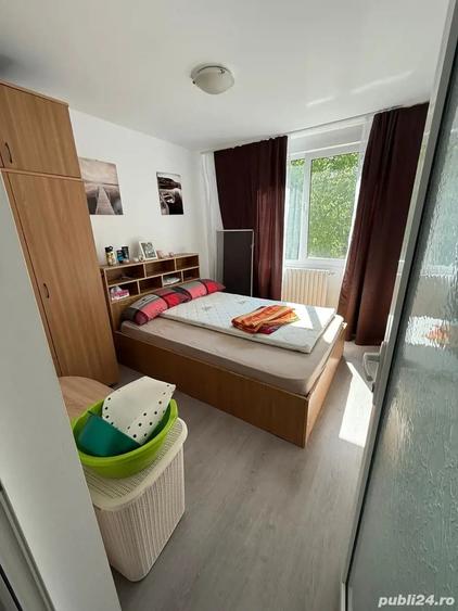 Apartament cu 2 camere decomandat în Neptun
