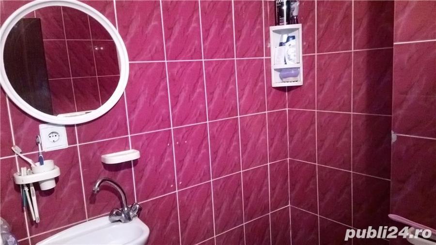 Apartament cu 4 camere decomandat în Luncă