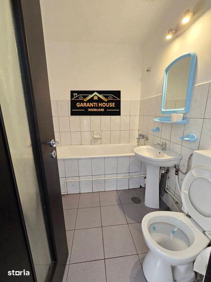 Apartament cu 3 camere decomandat în Orașul Vechi
