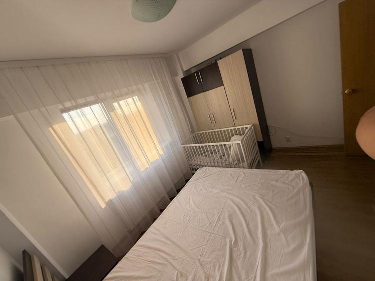 Apartament cu 3 camere decomandat în Popoveni