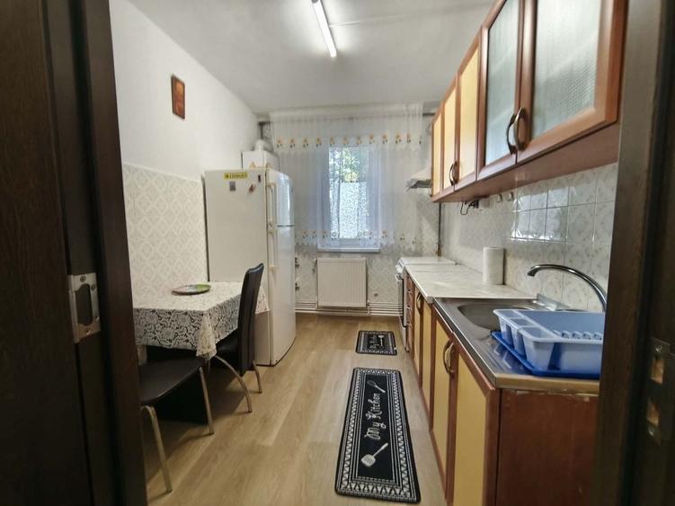 Inchiriez Apartament 2 Camere - 4