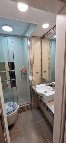 Apartament cu 3 camere decomandat în Cantacuzino