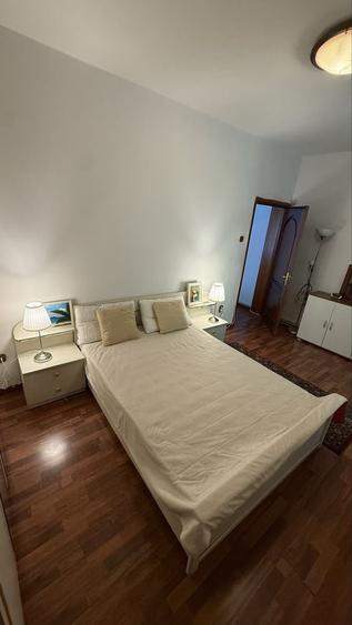Apartament cu 2 camere semidecomandat în Floreasca